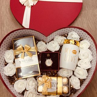 Best golden set gift package for wife