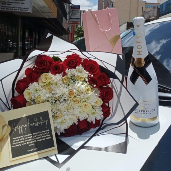 Adorable flowers with moet.