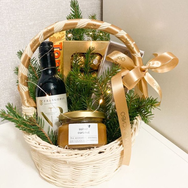 Christmas Wine and Chocolates Basket