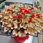 Money bouquet flowers and gifts