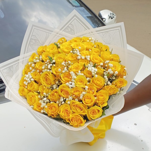 Pretty Yellow Flower Bouquet
